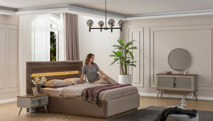 Beige Schlofzëmmer Luxus Miwwelen Designer Duebelbett 2x Nuetsdëscher 5 Deeler.