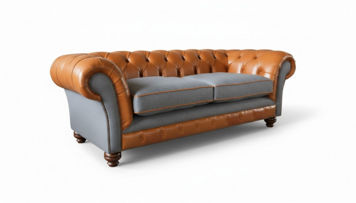 Luxuriéist Konschtléder-Sofa am Chesterfield Design als 3 Sëtzer-Sofa mat dräi Sëtzplazen.