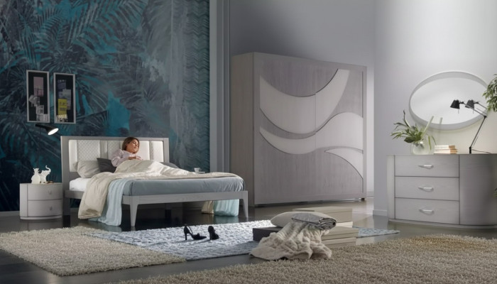 Schlofzëmmer Bett 2x Nuetsdëscher Kleederschaf Kommode Luxus Set 5 Deeler.