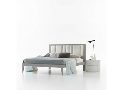 Bett 3-stéck Schlofzëmmer Design Luxus Schlofzëmmer Miwwelen 2x Nuetsdëscher