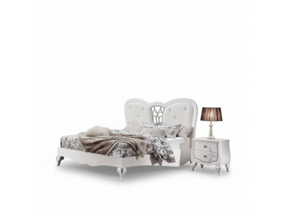 Bett 2x Nuetsdëscher 3-tlg. Schlofzëmmer Set Design Miwwelen Modern Luxus Nei