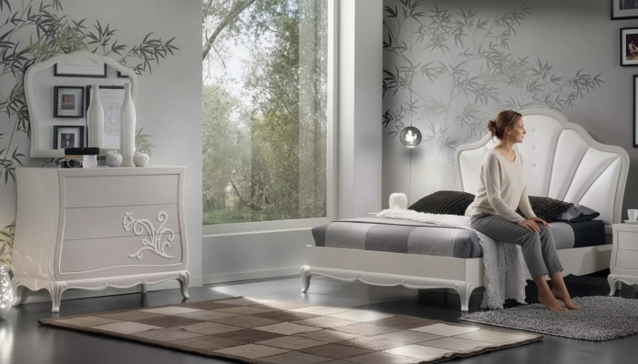 Luxus Schlofzëmmer Set 5-deleg. Bett 2x Nuetsdëscher Kommode Designer Miwwelen