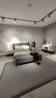 Luxuriéis Bett mat Bank Exklusiven Design a Héichqualitativ Veraarbechtung