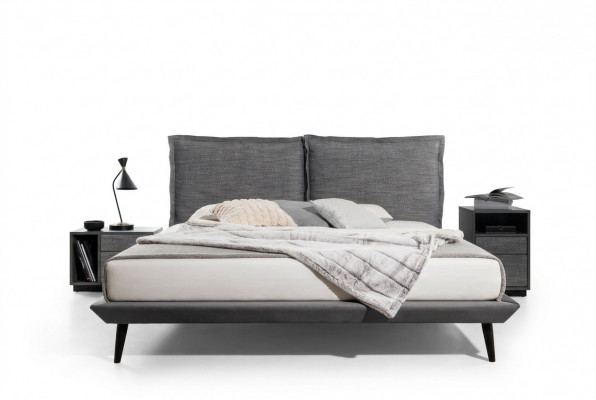 Stilvolle Schlofkummer Grous Bett 2x Nuetsdëscher Luxus Better 3tlg