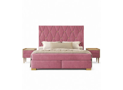 Zëmmer Set a Beige mat duebel Bett, Kleederschaf, Kommode, 2x Nuetsdëscher