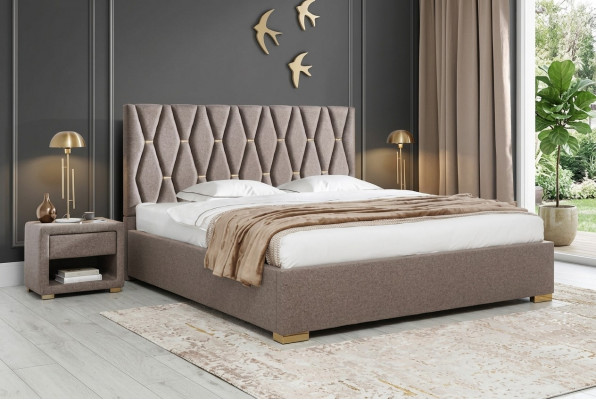 Braune Textilbett Designer Polster Nuetsdëscher Schlofzëmmer Miwwelen 3tlg