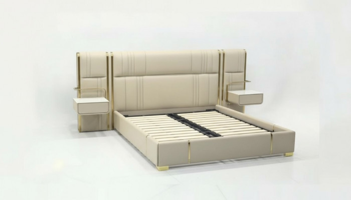 Beiges Schlofzëmmer Duebelbett mat groussem Kappdeel Designer Holz Better