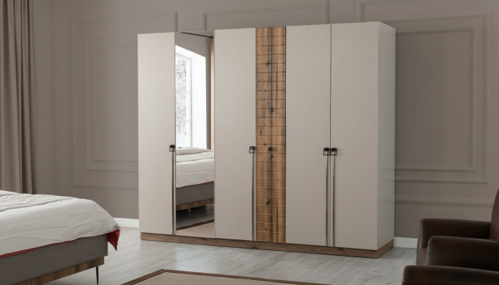 Beige Schlofkummer Kleederschaf Designer Schranken Luxus Holzschranken