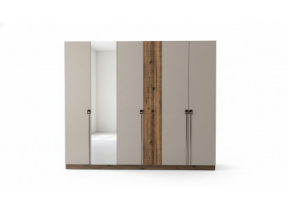 Beige Schlofkummer Kleederschaf Designer Schranken Luxus Holzschranken