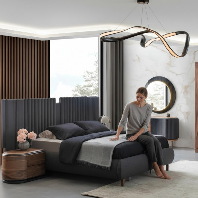Moderne gro Schlofkummer Garnitur Textilbett Holznuechtisch Kommode