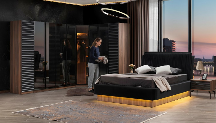 Braun-schwaarze Schlofzëmmer-Set komplett Garnitur Bett 2x Nuetsdëscher.