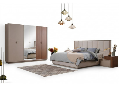 Grouss beige Schlofzëmmer Garnitur Duebelbett 2x Nuetsschräiner Schaf