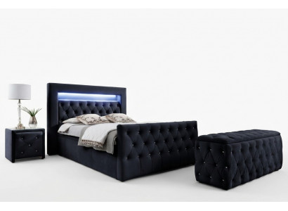 Schwaarz Chesterfield LED-Textilbett 2x Holz Nuetsdëscher Hocker 4 Deeler