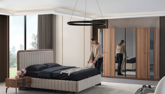 Exklusivt Schlofzëmmer Set Bett 2x Nuetsschränkchen an Kleederschaf 4 Deeler.