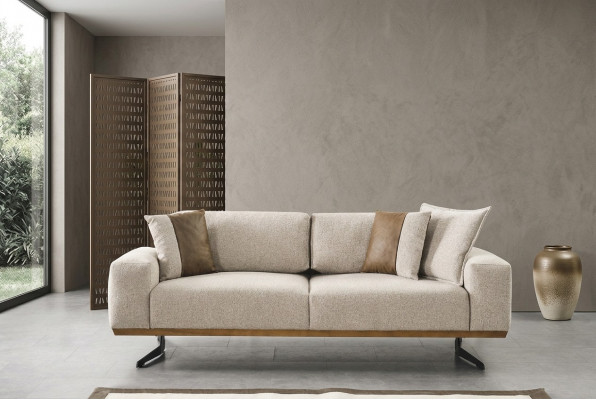 Designer Dräisëtzer Sofa Beige Faarf Luxus Miwwelen am Wunnzëmmer 225cm