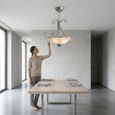 Kronleuchter Kristall nei schick Luxus a Bannenrenovatioun fir am Living.