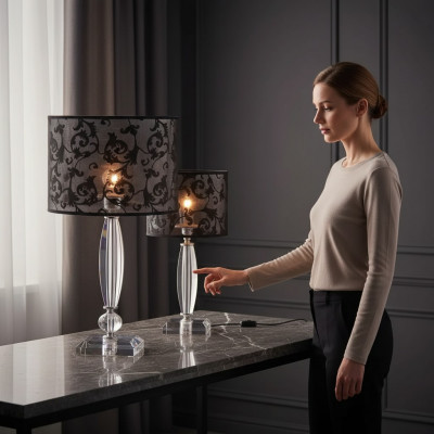 Dëschlampe am antike Stil Krounluchte Dëschtlampe Kristall Lumièrë Lampe