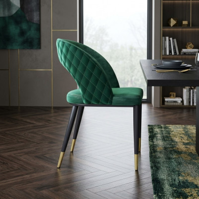Iesszëmmer Still Liewenszëmmer Gréng stilvoll Stull mat Holzbeen Modern
