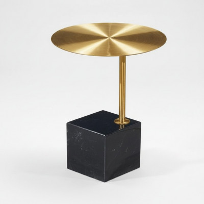 Designer schwaarz-gëllenen Niewendësch Luxus Wunnzëmmer Metallsdëscher Dësch