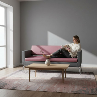 Grau-rosa Dräisëtzer Luxus 3-Sëtzer Héichwäerteg Polster Designer Canapé.