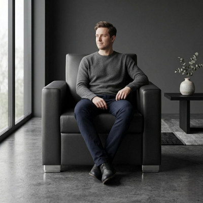 Schwaarze Liederfotell Designer Polster Einsëtzer Wunnzëmmer Relax Sëtzer