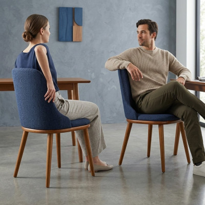 Stilvoll blo Iesszëmmerstonge Designer Holzkader Modern Kichenstull