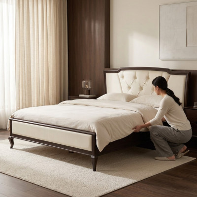 Bett aus Holz Chesterfield Better Duebelbett am Schlofzëmmer Samett Textil