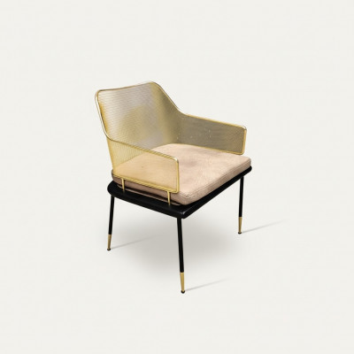 Luxuriéisen Designer-Einsitzer mat Edelstahlelementer Nei Still