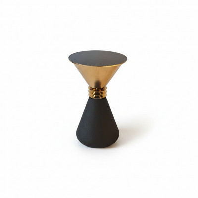 Designer ronnen Edelstahl Säitendësch mat moderner Luxus Glasplack.