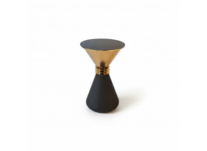 Designer ronnen Edelstahl Säitendësch mat moderner Luxus Glasplack.