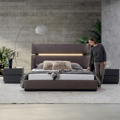 Luxus Schlofzëmmer Set mat Bett an 2x Nuetsdëscher Modernen Design Set