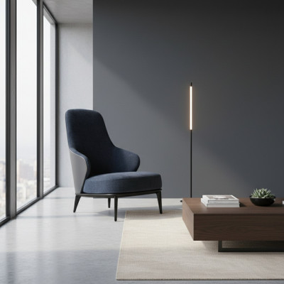 Elegante Fotell mat donkelgréngen Armleefst vun natierlecht Holz, moderne Stil