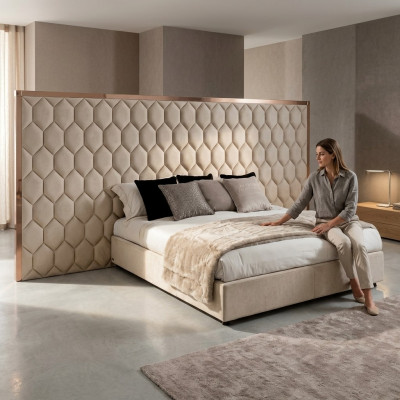 Grousst beige duebel Bett Designer Bett Bettgestell mat Kappdeckel Miwwelen