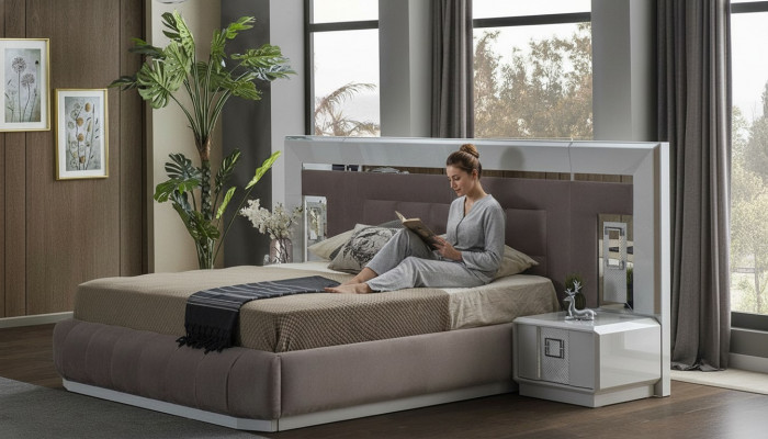 Schlofkummersaz Luxus Komplett Bett 2x Nuetsdësch Modern Miwwelen 3-Teileg Nei