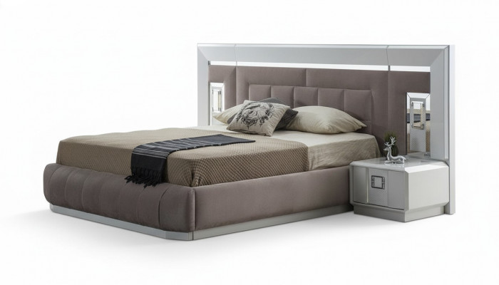 Schlofkummersaz Luxus Komplett Bett 2x Nuetsdësch Modern Miwwelen 3-Teileg Nei