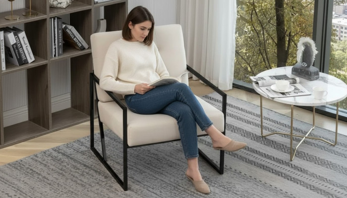 Beige Textilfotell Wunnzëmmer 1-Sëtzer Relax Metallbeen Iesszëmmer