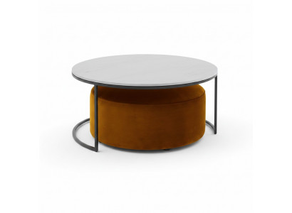 Wäisse MDF Couchtisch + orangefarbenen Hocker nei Metallsbeen Luxus