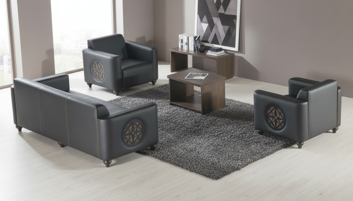 Aarbechtszëmmer-Set 4tlg Schwaarz 3-Sëtzer 2x Fautteuil Braun Dësch Modern