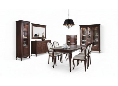 Luxuriéis Iessensemble fir d'Wunnzëmmer am eenzegaartegen italienesche Stil.